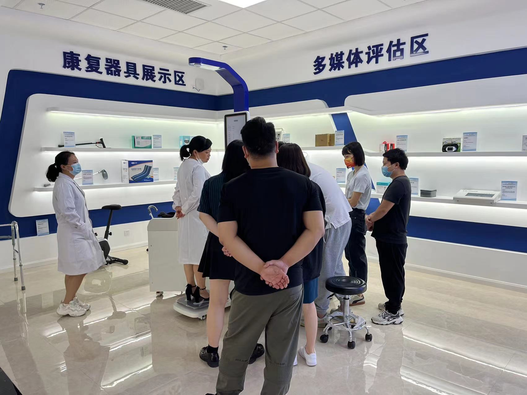 建設(shè)健康小屋需要哪些設(shè)備？