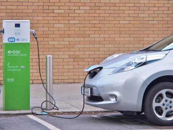 電動汽車的充電器不能恒壓和恒流，原因可能跟MOS管有關(guān)
